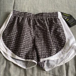 Nike tempo shorts
